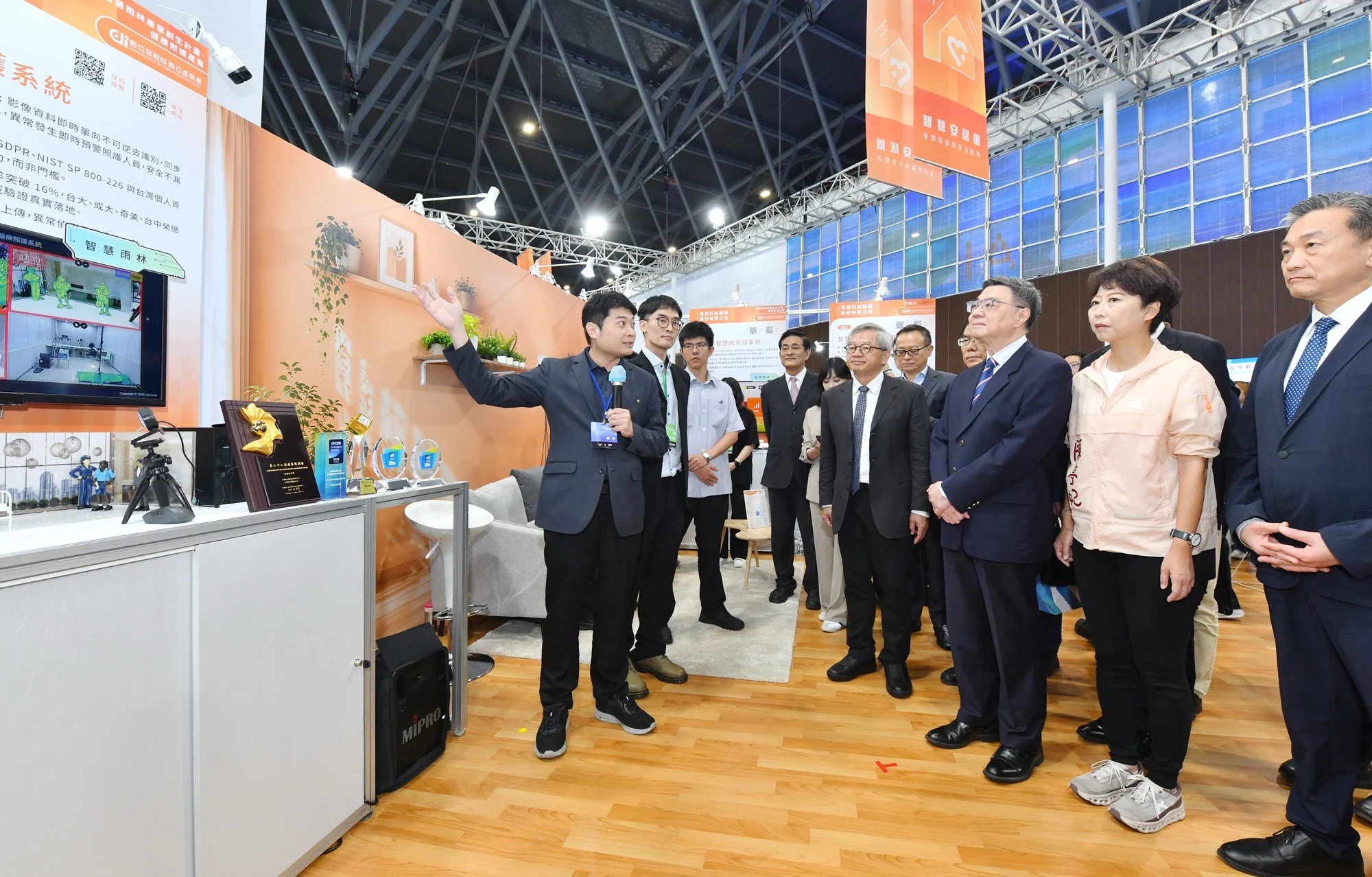 大南方AI智慧健康展開幕　聚焦醫療照護落地應用
